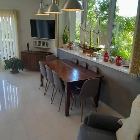 Lila Fuge Apartman Appartement *