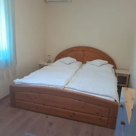 Lila Fuge Apartman Balatonfüred