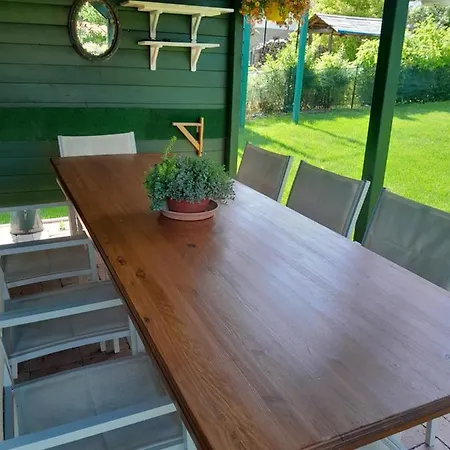 Lila Fuge Apartman *