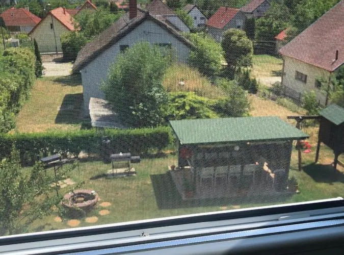 Lila Fuge Apartman * Balatonfured