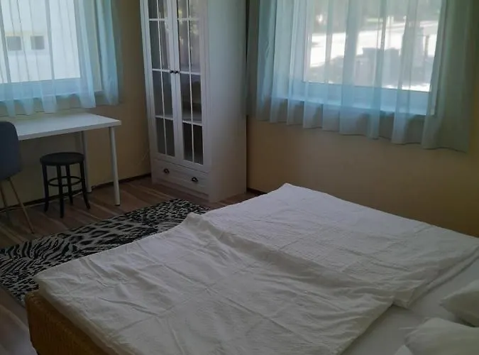 Lila Fuge Apartman * Balatonfured