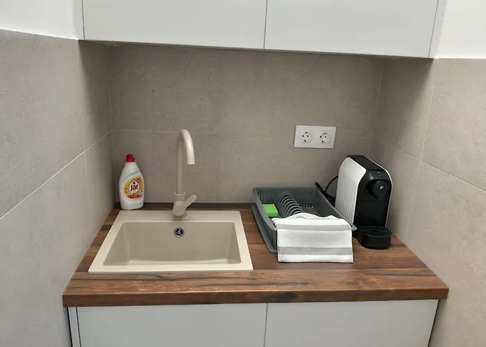 Lila Fuge Apartman Apartment